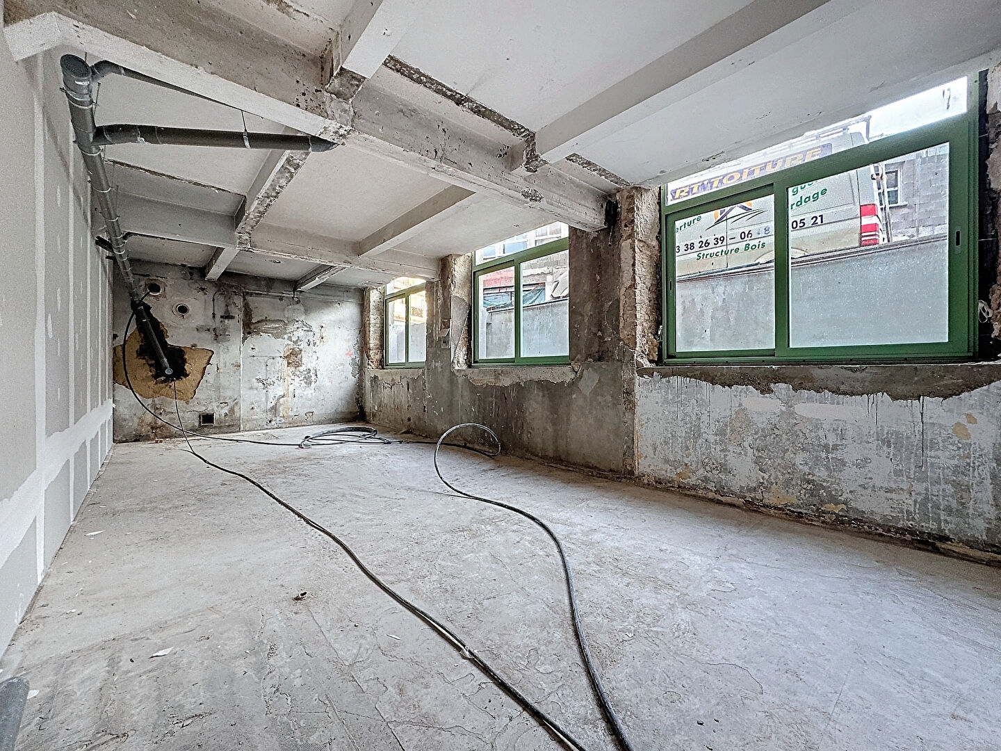Local Commercial 1 pièces à Reims - photo 6