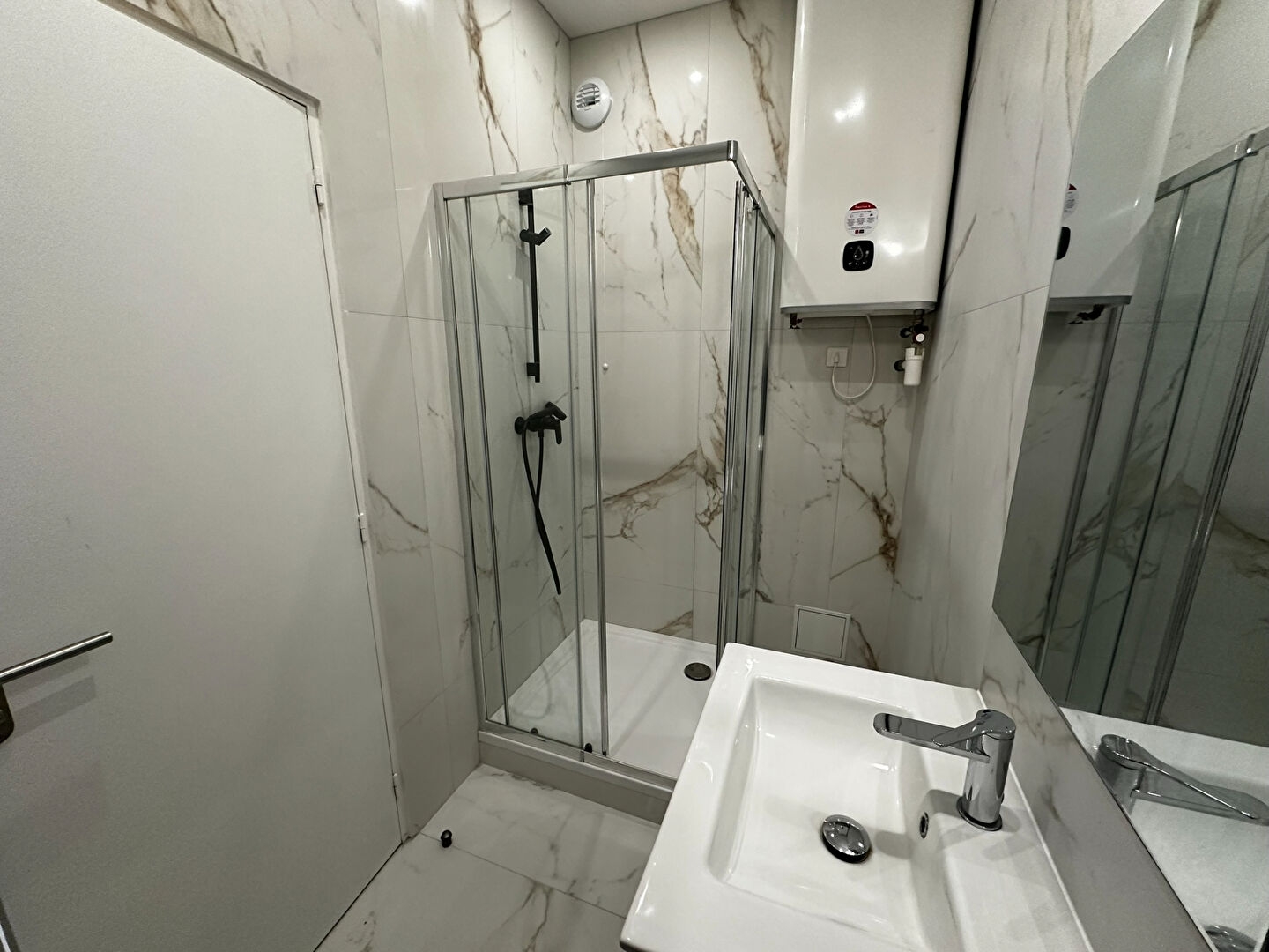 Appartement 1 pièces à Reims - photo 2