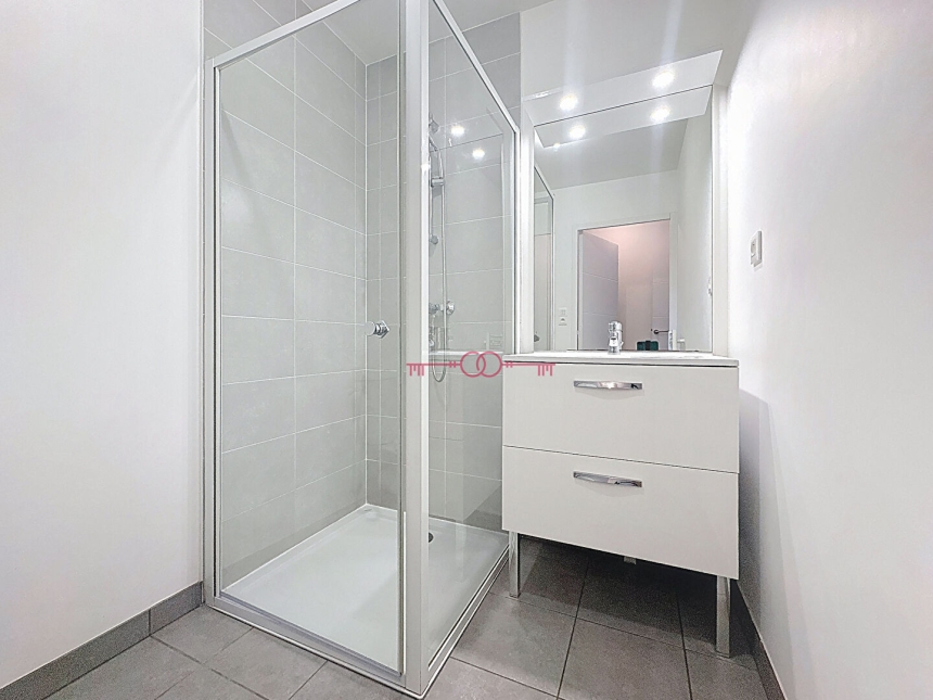 Appartement 1 pièces à Reims - photo 4