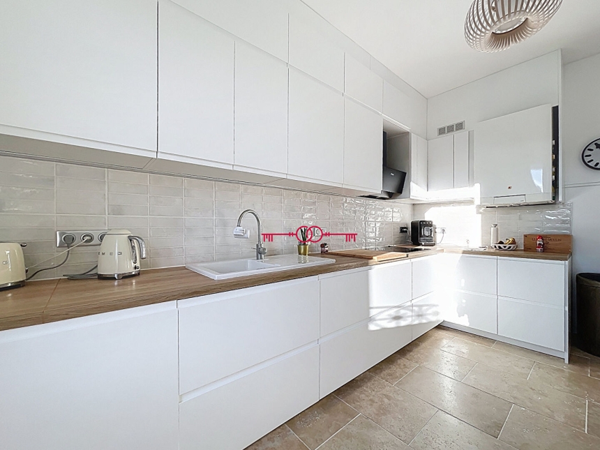 Appartement 4 pièces à Reims - photo 2