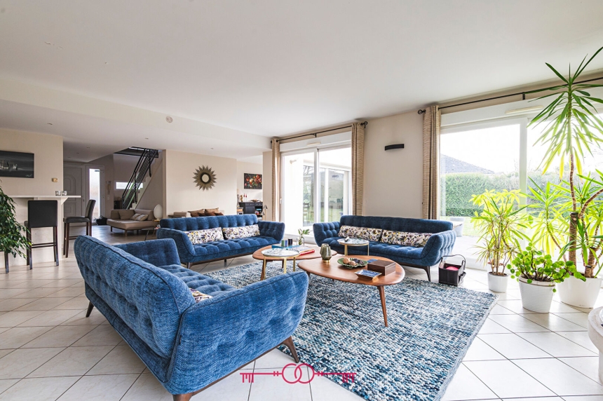 Maison 7 pièces à Gueux - photo 